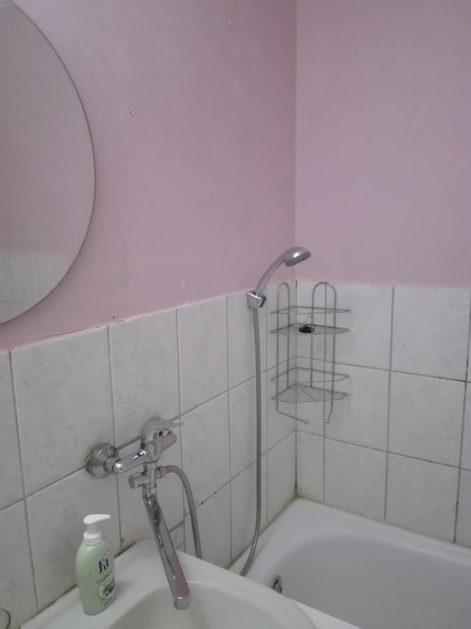 Anni Apartment Талин Екстериор снимка